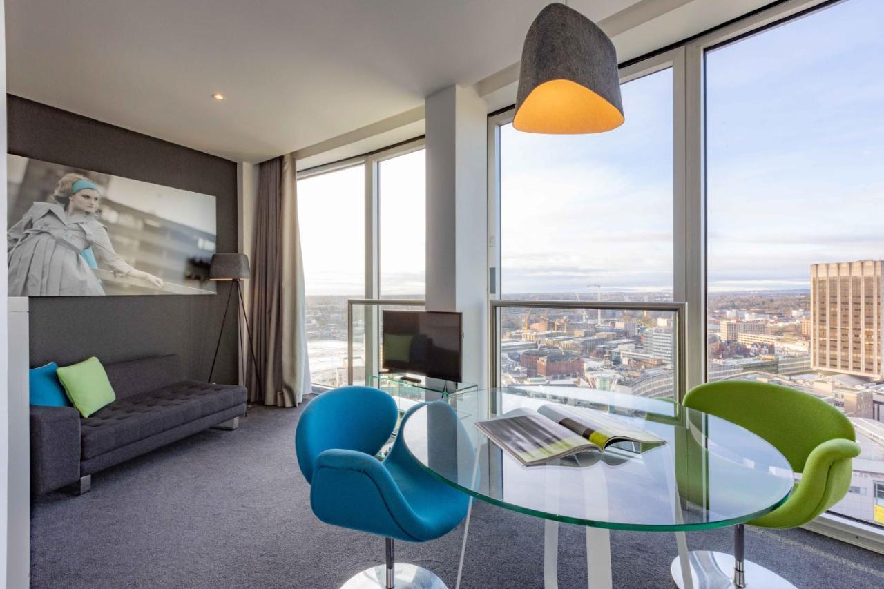 Staying Cool At Rotunda Birmingham Bagian luar foto